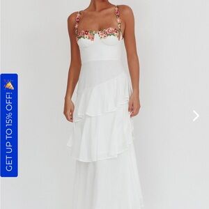 Selfie Leslie - Rose Garden Tiered Ruffle Floral Trim Maxi Dress White - size L